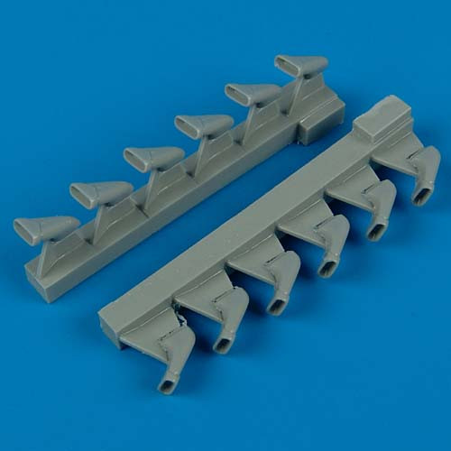 QB32078  Spitfire Mk.IX exhaust - fishtail