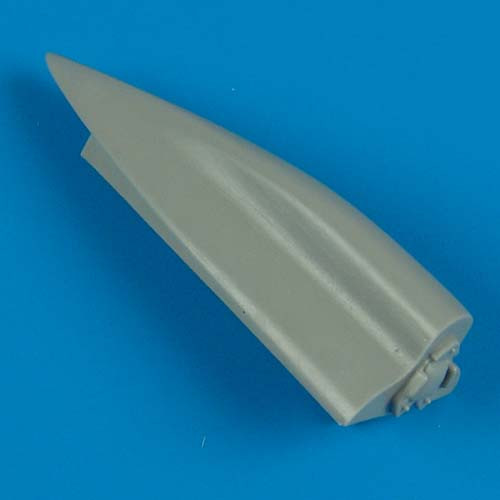 QB48321  Re.2002 Ariete correct fuselage spine