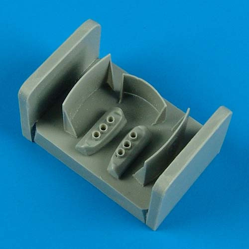 QB48523  T-28 Trojan exhaust & cooling gills