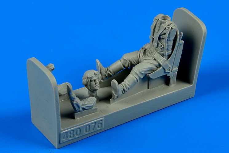 480076  Russian WWII Pilot with seat for P-39 Airacobra