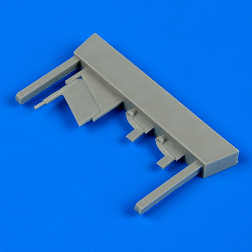 QB48624  F-101A/C Voodoo antennas