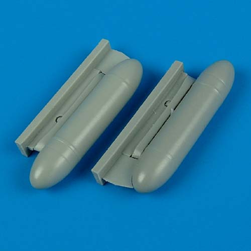 QB72210  Hawker Hurricane external fuel tank