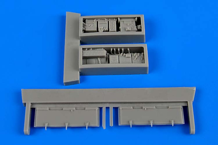 4664  Panavia Tornado IDS electronic bay