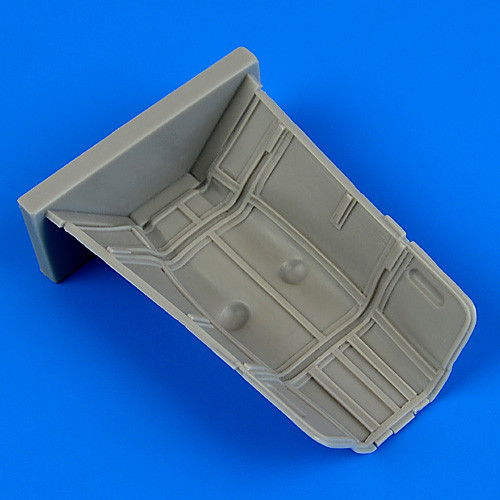 QB32182  Fw 190F-8 gun cover