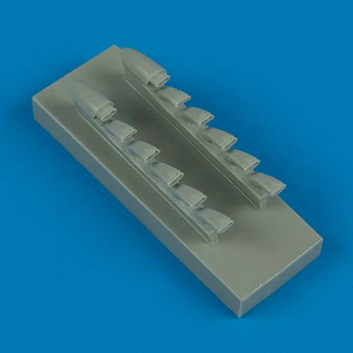 QB48324  Junkers Ju 87D-1/D-3 exhaust - early type