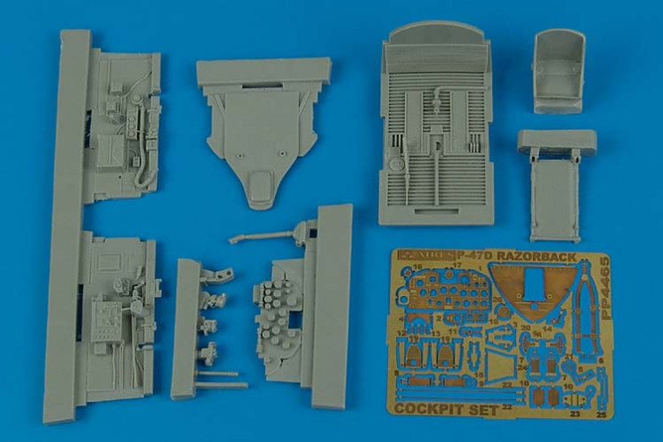 4465  P-47D Razorback cockpit set