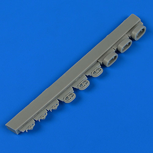 QB32184  Fw 190F-8 fuel point with covers