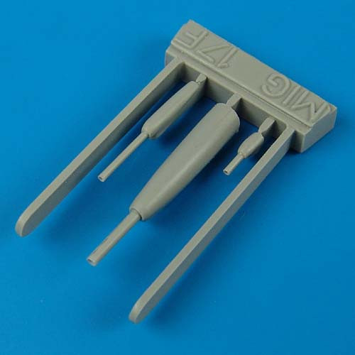 QB48224  MiG-17F gun barrels