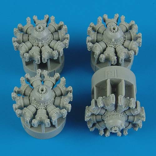 QB72314  B-17G Flying Fortress engines