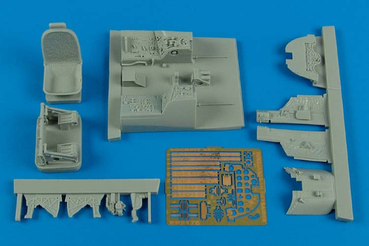 2178  A-1H Skyraider cockpit set