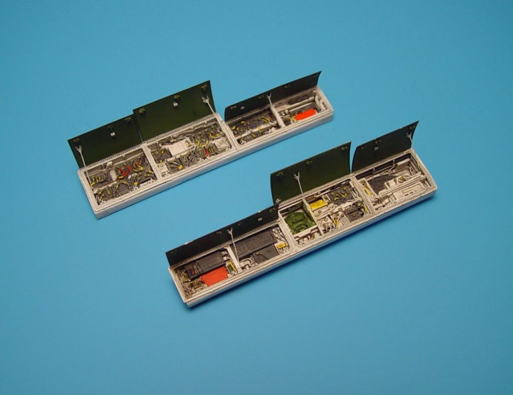 4237  F/A-18 Hornet electronic bays