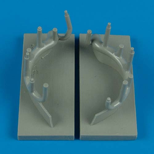 QB32086  A6M2 Zero exhaust
