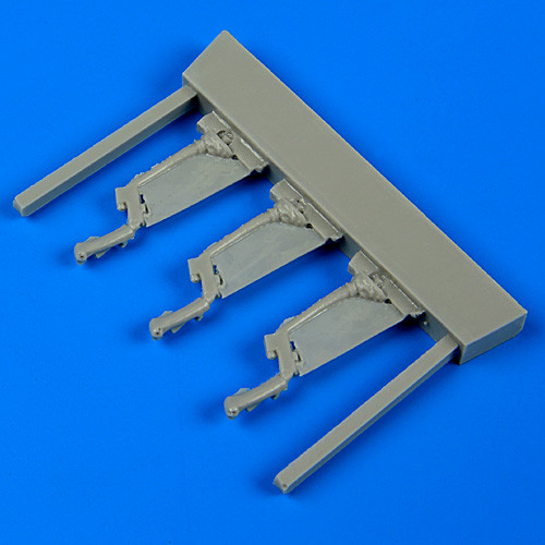 QB48630  F-105 Thunderchief control lever