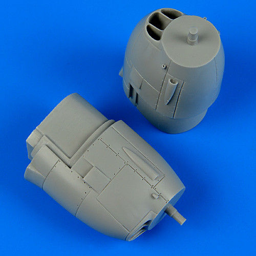 QB72418  P-38 Lightning correct engine covers