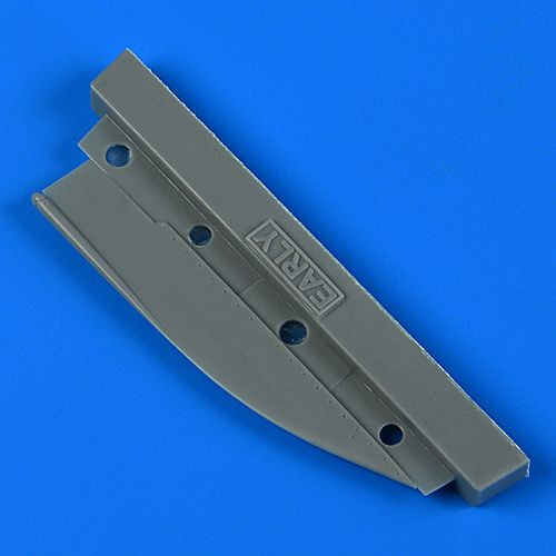 QB49000 F-4B Phantom II tail fin cap ранняя