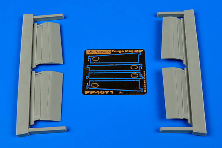 4671  Fouga Magister flaps - opened