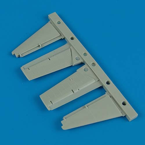 QB72318  F4F Wildcat stabilizer