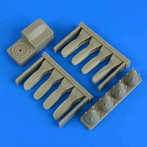 QB72555 P-3 Orion propellers w/tool