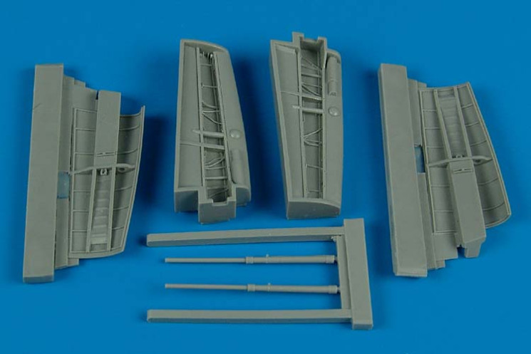 4471  Panavia Tornado speed brakes