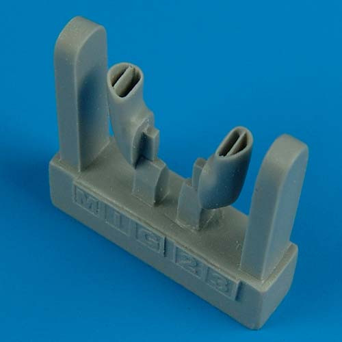 QB48331  MiG-23 Flogger B air intake