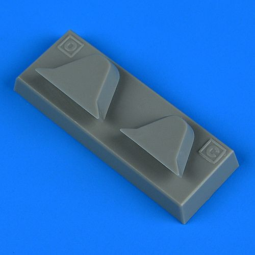 QB48921 Hawker Hurricane correct spine behind the headrest