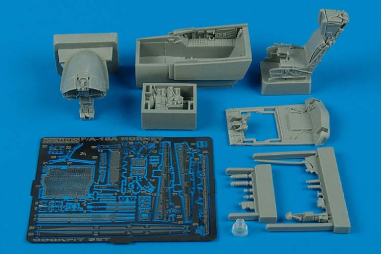 4371  F/A-18A Hornet cockpit set