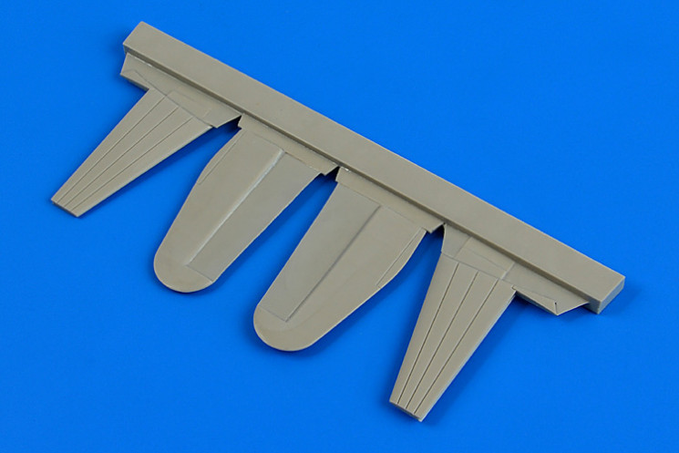 7331  Boulton Paul Defiant control surfaces