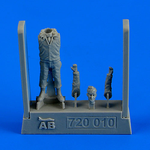 720010  U.S.A.F. Fighter Pilot - Korean War 1950-1953
