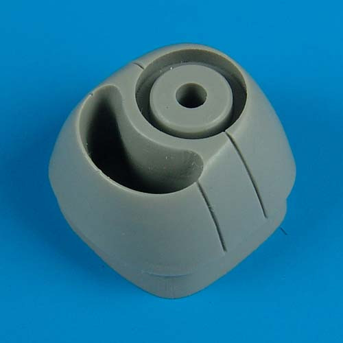QB48333  Fairchild Au-23A correct cowling