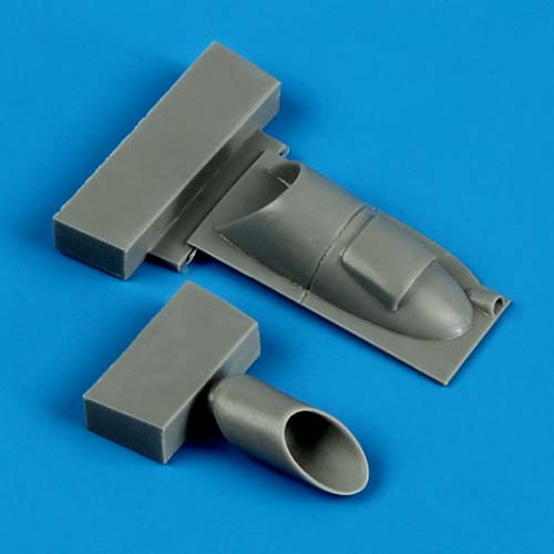 QB48535  Antonov An-2 exhaust