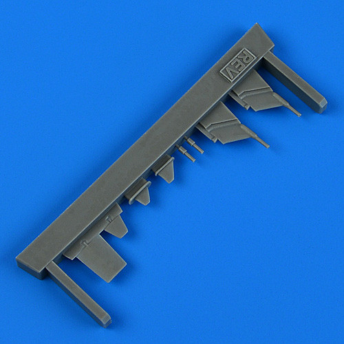 QB32326 Tornado IDS/ECR антени 1/32