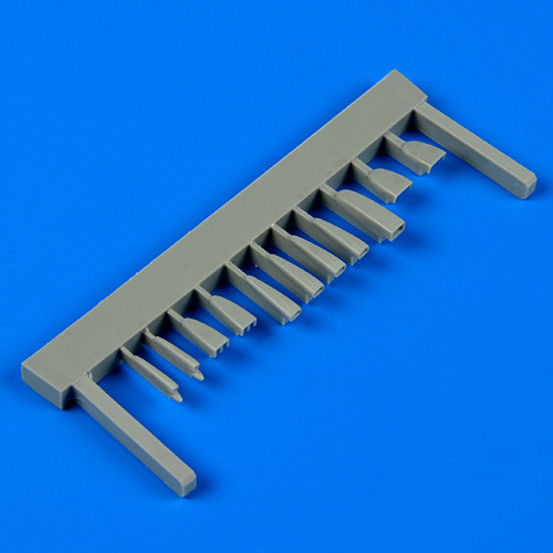 QB72423  Sukhoi Su-7 air scoops