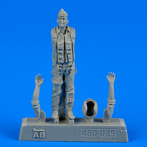 480089  U.S.A.F. Fighter Pilot - Vietnam War 1960 - 1975