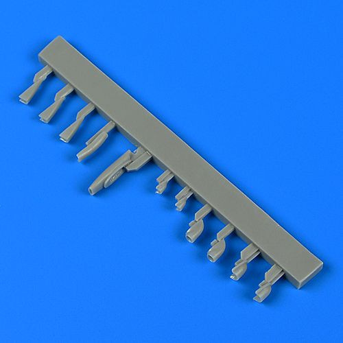 QB48738  Super Etendard air scoops