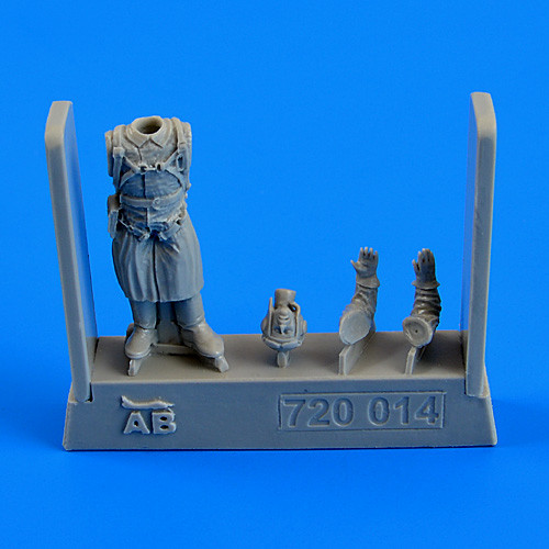 720014  Russian Pilot WWII