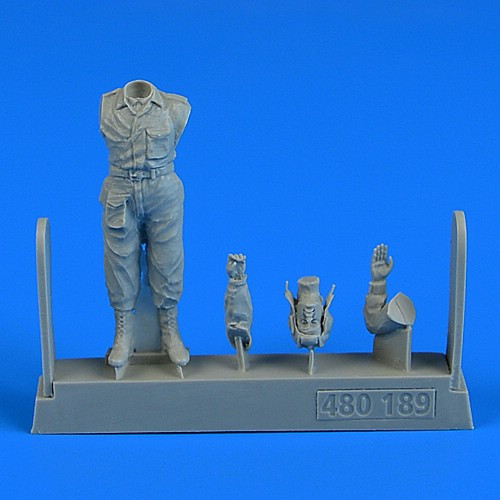 480189 Modern Russian Tank Crew