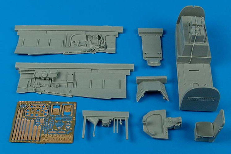 2091  P-51D Mustang cockpit set