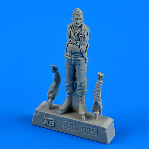 480095  U.S.A.F. Pilot - Vietnam War 1965 - 1973