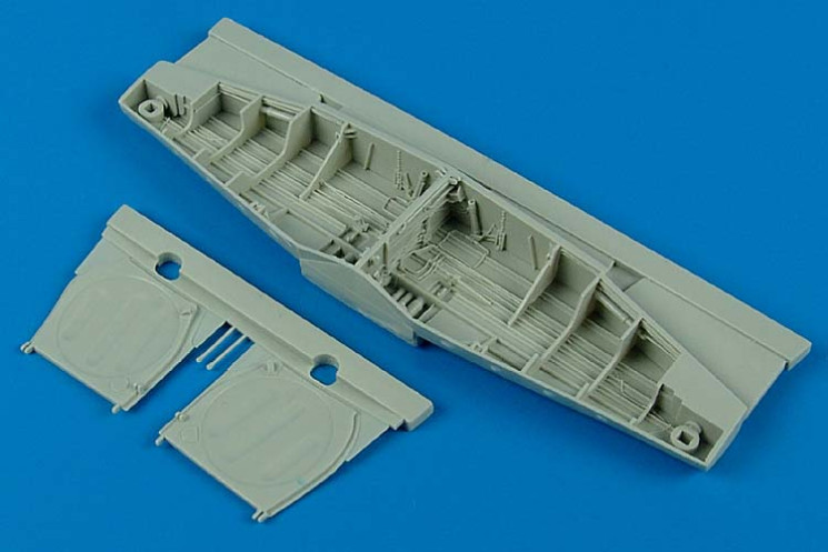 2092  P-51D Mustang wheel bays