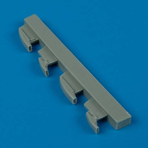 QB72229  F-5A Freedom Fighter air scoops