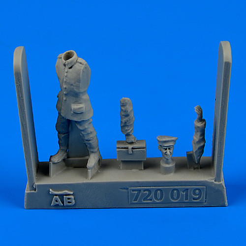 720019  German and Austro-Hungarian Aircraft Mechanic WWI. (1914-1918) - part 4