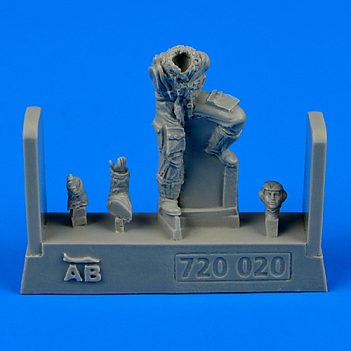 720020  German Luftwaffe Pilot WWII for Bf 109 late version
