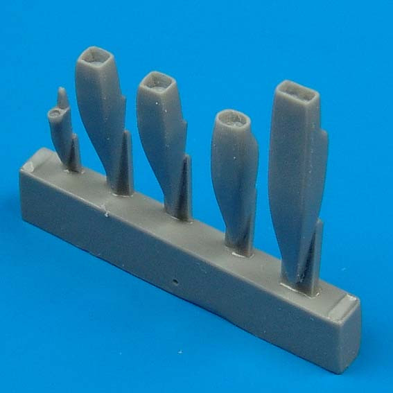 QB48020  Su-22M4 air cooling scoops
