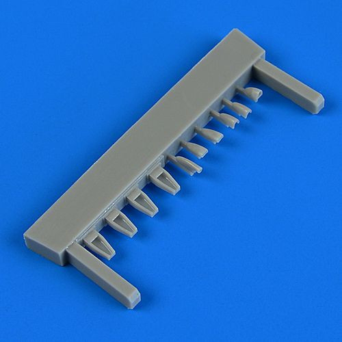 QB72533  L-29 Delfin air scoops