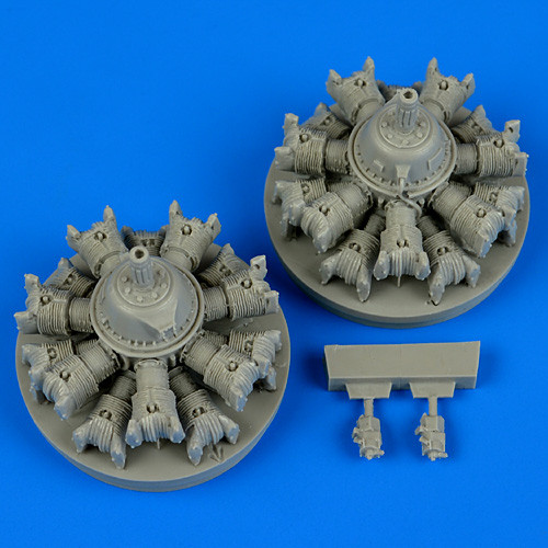 QB48547  A-20 Havoc engines