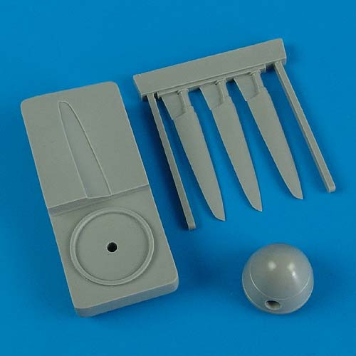 QB48447  Hawker Hurricane Mk.I rotol prop. & Spitfire spinner w/tool