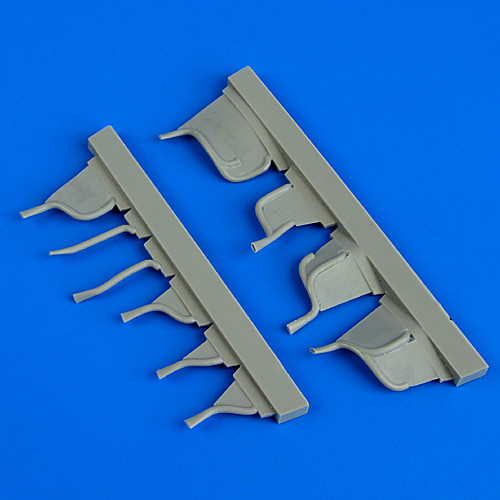 QB48648  La-5FN exhaust