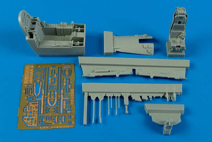 4588  Sepecat Jaguar A cockpit set