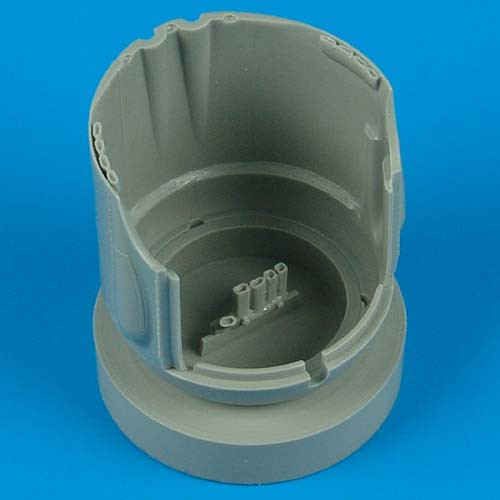 QB48137  Fw 190A-5 cowling with exhaust