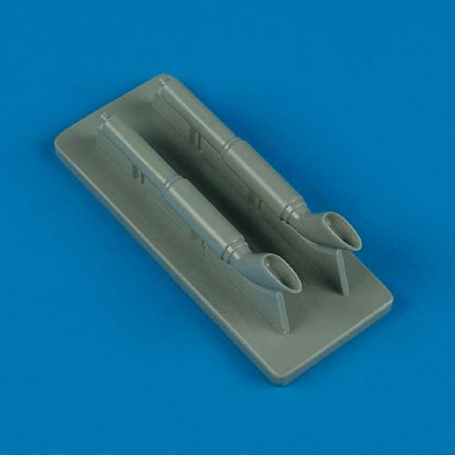 QB48347  C-47 Skytrain exhaust